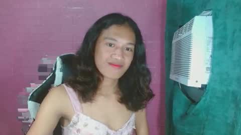 Snapshot of hottiest_luna chatting on June 4, 2026, 2:56 pm hottiest_luna online show from June 4, 2026, 2:56 pm