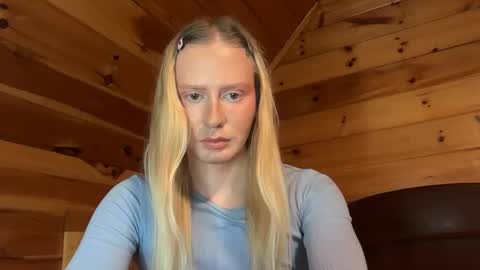 HotTransGirlie online show from January 20, 2025, 1:32 pm