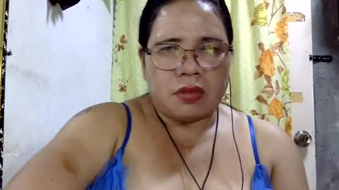 Snapshot of hottycrissy4u chatting on July 1, 2026, 4:29 pm hottycrissy4u online show from July 1, 2026, 4:29 pm