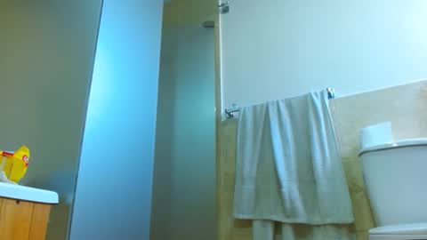 Snapshot of hottymilf69xxx chatting on January 21, 2025, 3:10 pm Mary online show from January 21, 2025, 3:10 pm
