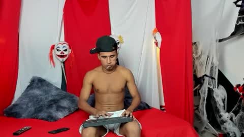 hotvain_cum23 online show from October 14, 2025, 7:58 pm