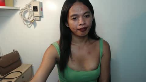 Snapshot of hotvalentina_ chatting on April 18, 2026, 7:07 pm Valentina3 online show from April 18, 2026, 7:07 pm