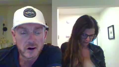 Hotwifehotlife01 online show from April 19, 2026, 11:07 pm