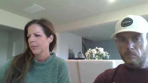 Hotwifehotlife01 online show from April 20, 2026, 11:06 pm