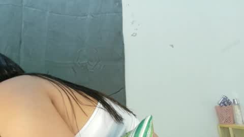 hotwild_girl online show from September 16, 2025, 9:54 am