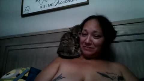 Housedividedcouple online show from November 14, 2025, 4:22 am