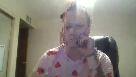 Snapshot of howdoyoulikeit87 chatting on May 27, 2026, 7:27 am howdoyoulikeit87 online show from May 27, 2026, 7:27 am