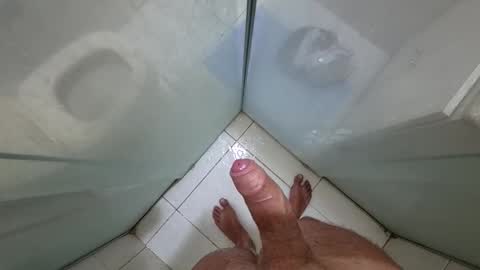 Snapshot of hricieri chatting on January 16, 2026, 1:42 am Henrique online show from January 16, 2026, 1:42 am