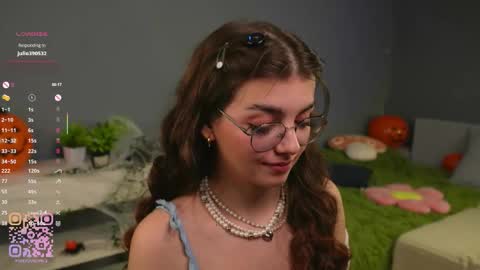 Snapshot of huba_booba chatting on October 26, 2025, 9:10 pm Diane online show from October 26, 2025, 9:10 pm