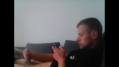 Snapshot of hubikush22 chatting on November 1, 2025, 10:06 am hubikush22 online show from November 1, 2025, 10:06 am