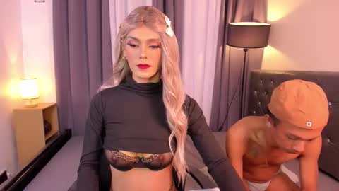 hugecock_pretty714250 online show from November 7, 2025, 7:03 pm