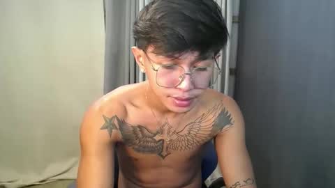 hugecockchristian online show from September 24, 2025, 2:15 am