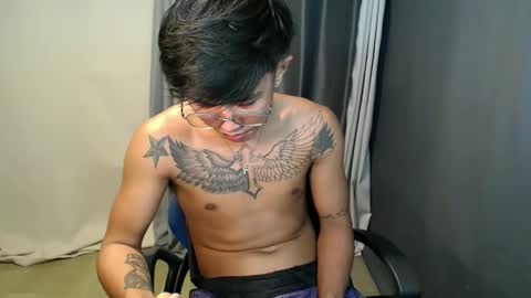 hugecockchristian online show from September 25, 2025, 9:35 am