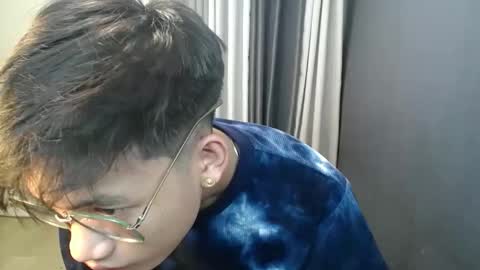 hugecockjames09 online show from September 16, 2025, 4:35 am