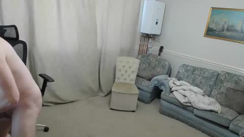 Snapshot of hugedick1965 chatting on October 24, 2025, 7:05 am hugedick1965 online show from October 24, 2025, 7:05 am