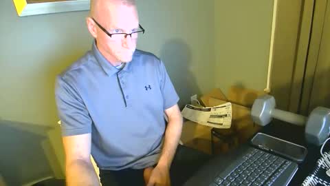 CAROLINA TIM online show from April 17, 2026, 4:48 am