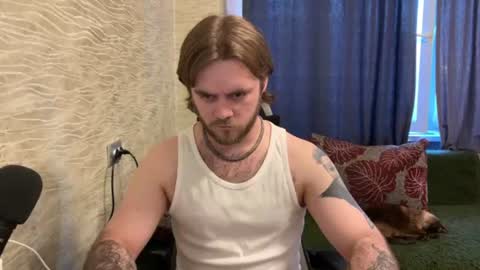 Snapshot of hugo__brad chatting on June 24, 2026, 6:51 pm Hugo online show from June 24, 2026, 6:51 pm