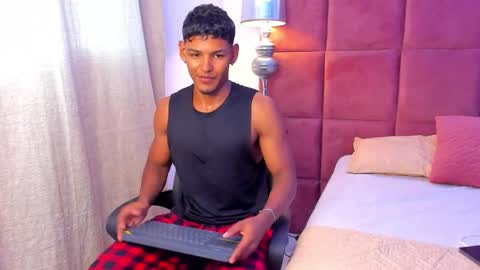 Hugo Cano online show from October 12, 2025, 8:19 pm