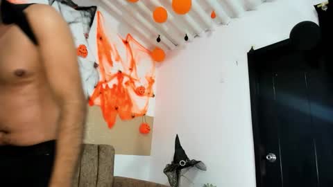 Snapshot of hugo_sexy80 chatting on October 27, 2025, 12:26 am hugo_sexy80 online show from October 27, 2025, 12:26 am