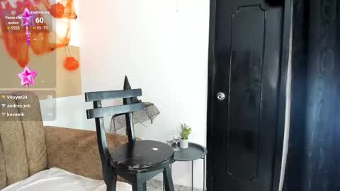 Snapshot of hugo_sexy80 chatting on October 30, 2025, 12:23 am hugo_sexy80 online show from October 30, 2025, 12:23 am