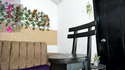 Snapshot of hugo_sexy80 chatting on November 5, 2025, 1:05 am hugo_sexy80 online show from November 5, 2025, 1:05 am