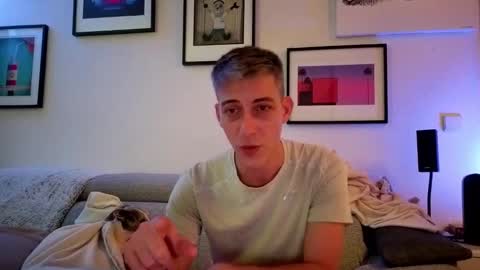 Hugo online show from January 13, 2025, 9:42 pm