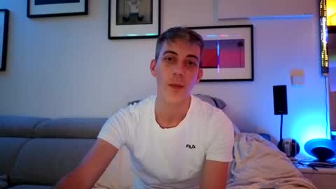 Hugo online show from January 30, 2025, 9:04 pm