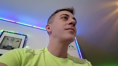 Hugo online show from January 5, 2026, 10:02 pm