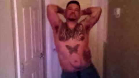 huidos2006 online show from February 3, 2026, 8:52 am