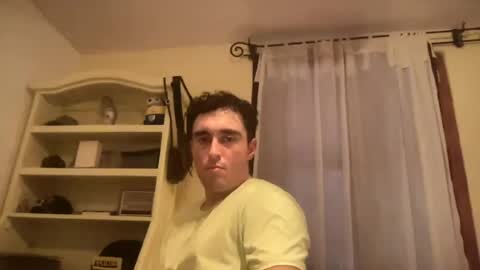 humbertozb online show from July 18, 2026, 10:02 pm