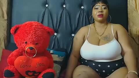 humongoustitss500929 online show from October 9, 2025, 5:11 pm