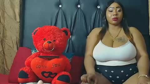 humongoustitss500929 online show from October 14, 2025, 6:42 pm