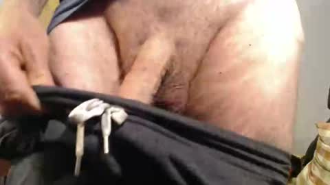 Big uncut cock dripping online show from September 19, 2025, 2:35 am