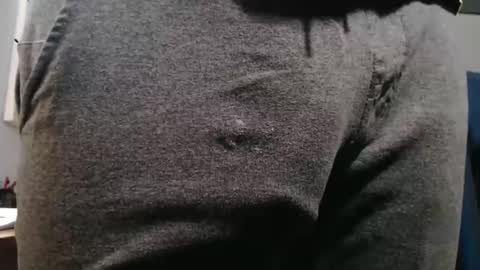 Big uncut cock dripping online show from September 22, 2025, 1:24 pm