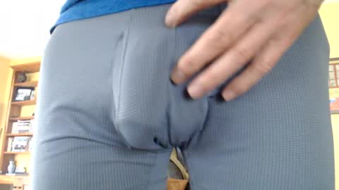 Snapshot of hung_hot_fit10 chatting on July 12, 2026, 7:38 pm Big uncut cock dripping online show from July 12, 2026, 7:38 pm
