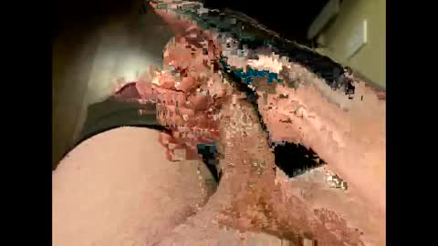 hung_mac0 online show from December 19, 2025, 11:23 pm