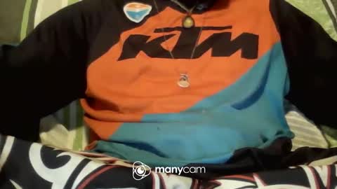 Snapshot of hungc2c420 chatting on April 2, 2026, 3:31 pm hung420boner online show from April 2, 2026, 3:31 pm