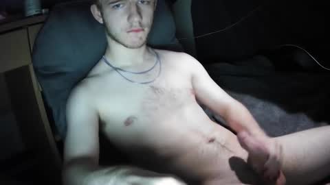 HungCollegeStud online show from April 17, 2026, 3:31 am