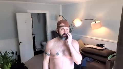 Snapshot of hungitalian40 chatting on July 12, 2026, 6:32 pm hungitalian40 online show from July 12, 2026, 6:32 pm