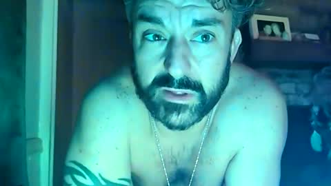Snapshot of hungitalian40 chatting on July 29, 2026, 6:22 am hungitalian40 online show from July 29, 2026, 6:22 am
