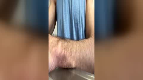 Snapshot of hungprinceboy chatting on June 17, 2026, 1:30 am hungprinceboy online show from June 17, 2026, 1:30 am