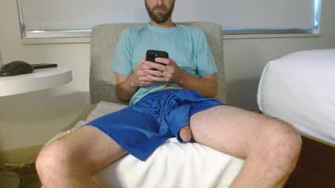 Snapshot of hungslim8inch chatting on May 14, 2026, 11:33 pm King Hungslim online show from May 14, 2026, 11:33 pm