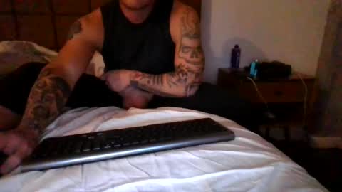 Snapshot of hungttt chatting on August 4, 2026, 2:15 am hungttt online show from August 4, 2026, 2:15 am