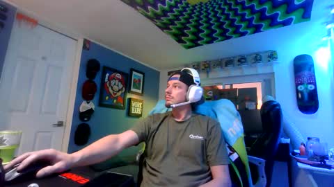 Snapshot of hungtxcock92 chatting on December 16, 2025, 2:11 pm hungtxcock92 online show from December 16, 2025, 2:11 pm