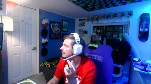 Snapshot of hungtxcock92 chatting on December 21, 2025, 1:51 pm hungtxcock92 online show from December 21, 2025, 1:51 pm