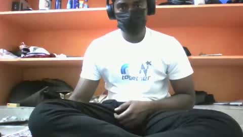 hunk_dominant online show from November 13, 2025, 7:29 am