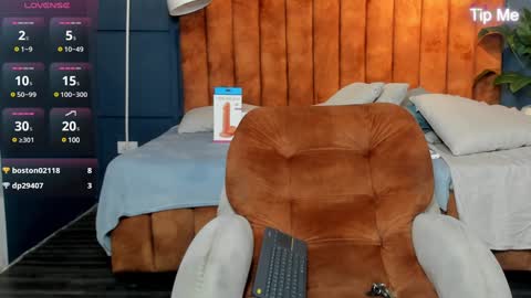 hunk_ryan online show from February 1, 2025, 4:11 pm