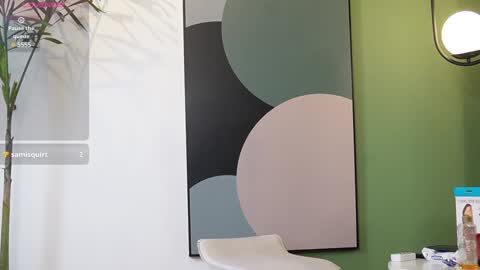 hunk_ryan online show from February 17, 2025, 4:04 pm