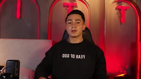 hunk_ryan online show from October 7, 2025, 12:24 pm