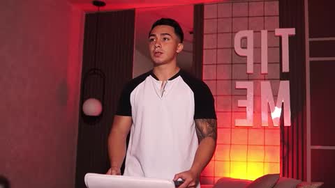 hunk_ryan online show from January 9, 2026, 12:30 pm